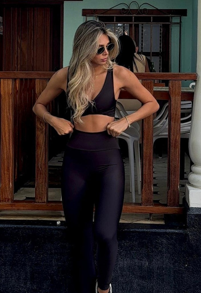 Abril top one color